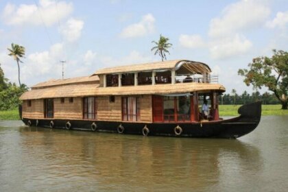 Yamuna Houseboats