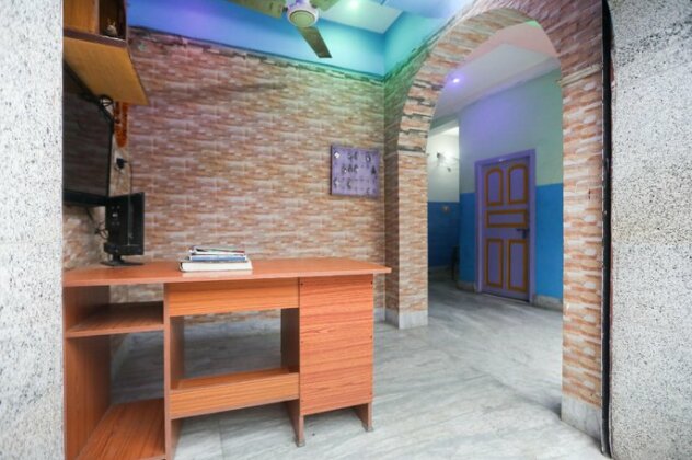 SPOT ON 36056 Joy Shri Krishn Chaitanya Hotel SPOT - Photo3