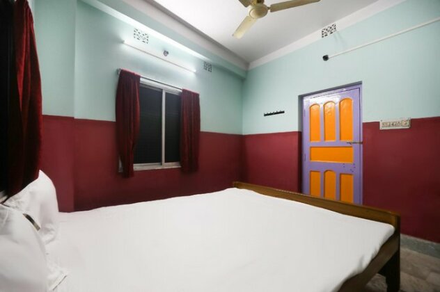 SPOT ON 36056 Joy Shri Krishn Chaitanya Hotel SPOT - Photo4