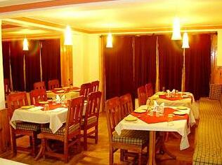 The Valley View Resort - Photo3