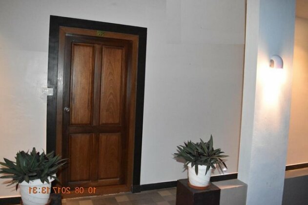 Charles Premier Inn - Photo3