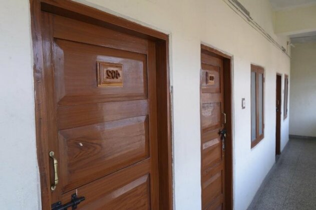 Tusker Towers - Photo2