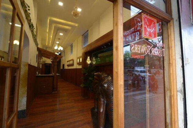 Tusker Towers - Photo3