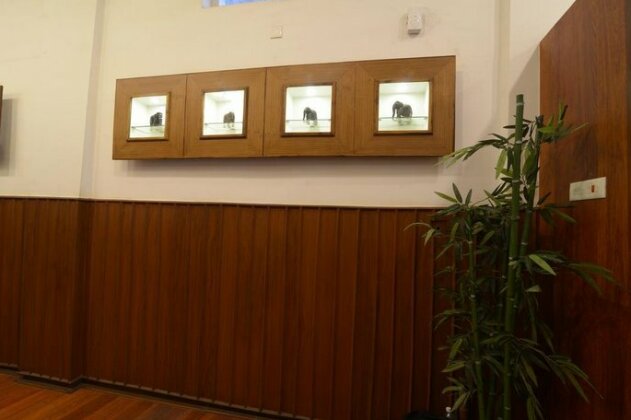 Tusker Towers - Photo4