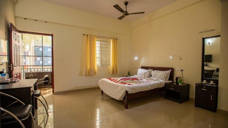Woodside residency - Photo5