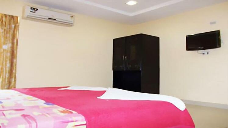 Sai Priyanka Comfort Inn - Photo4