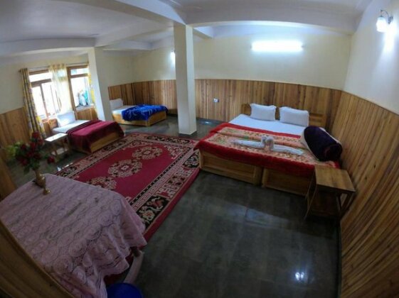Pradhan Hotel