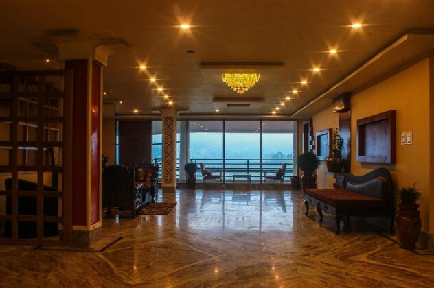 Queens Hill Hotel & Resort - Photo4