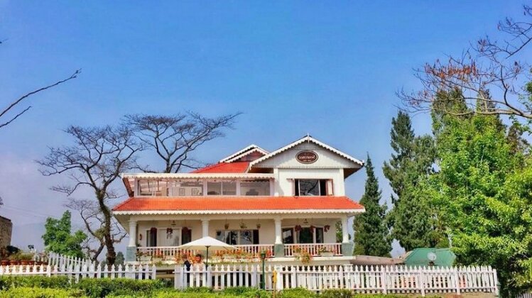 Sourenee Tea Estate