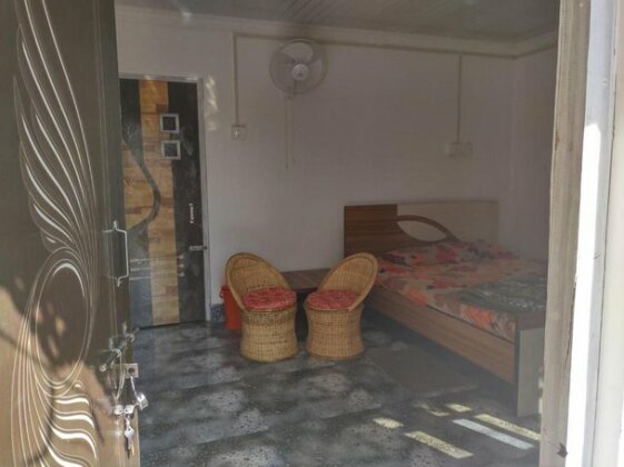 Yellow Stone River Side Home Stay - Photo2