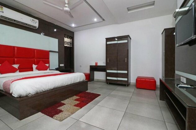 OYO 22977 Hotel Alpine - Photo4