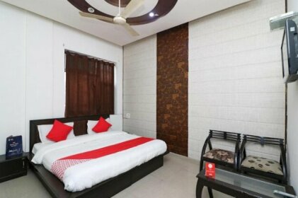 OYO 22977 Hotel Alpine