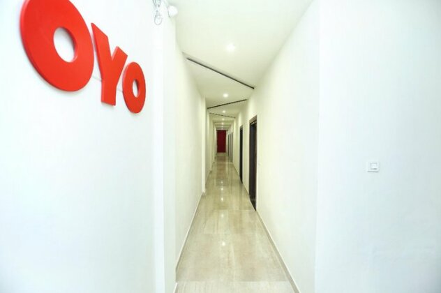 OYO 33470 Hotel S7 - Photo3