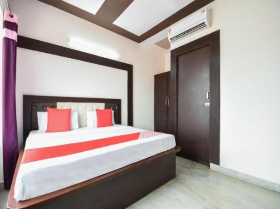OYO 48899 Hotel V Seven - Photo5