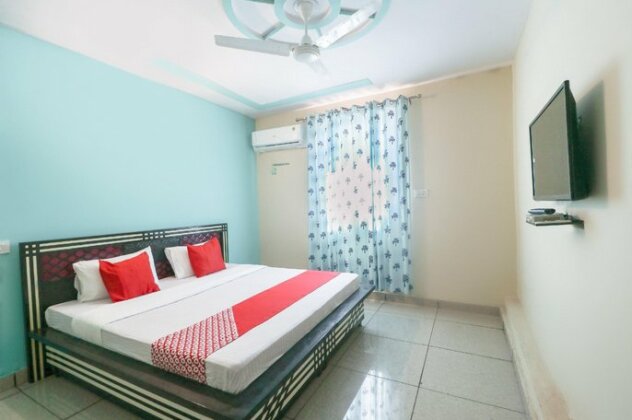 OYO 71189 Hotel Satkar