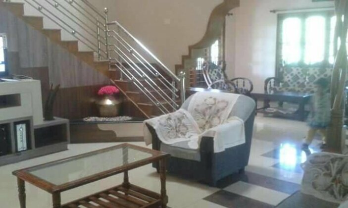 Blossom Breeze Home Stay - Photo2