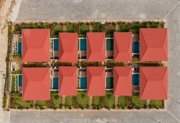 Sixth Element Luxury Resort - Photo2