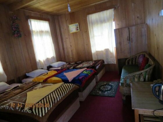 Apple Valley Inn - Photo5