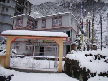 Golden Fish Hotel Lachung