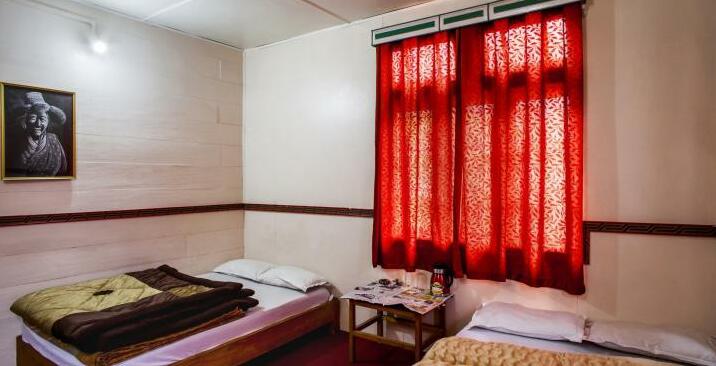 Golden Valley Residency - Photo4