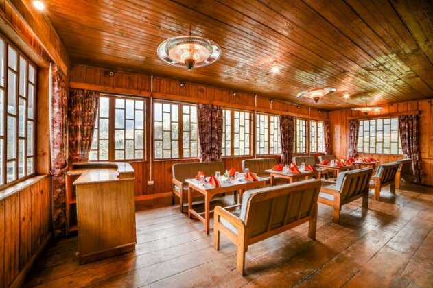 Summit Alpine Resort - Photo3