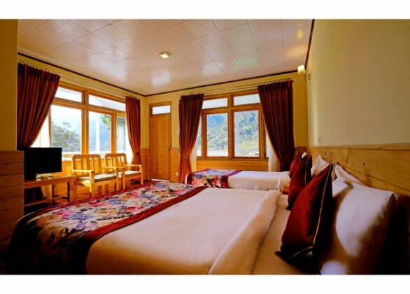 Summit Alpine Resort - Photo4