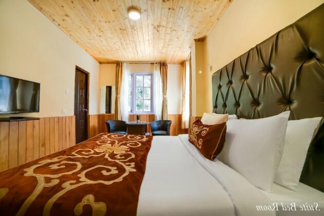 Summit Khangri Karpo Retreat and Spa - Photo5