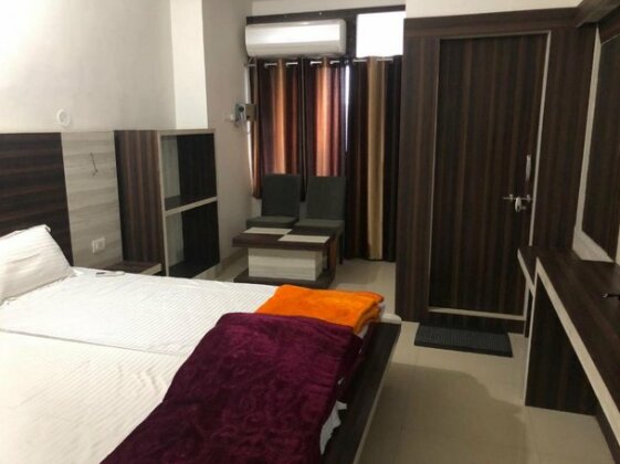 Hotel Sundram Palace - Photo4