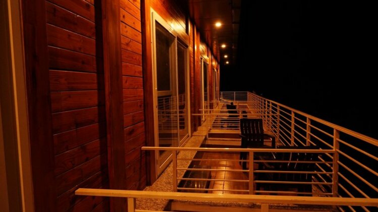 Eden Resort Lansdowne - Photo3