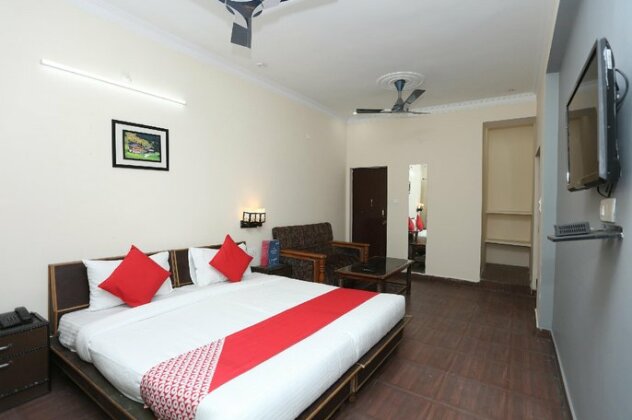 OYO 33442 Hotel Gaurav Plaza - Photo2