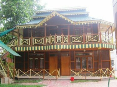Banyan Tree Resort Lataguri