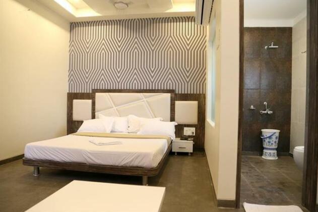 Hotel Vrinda - Photo3