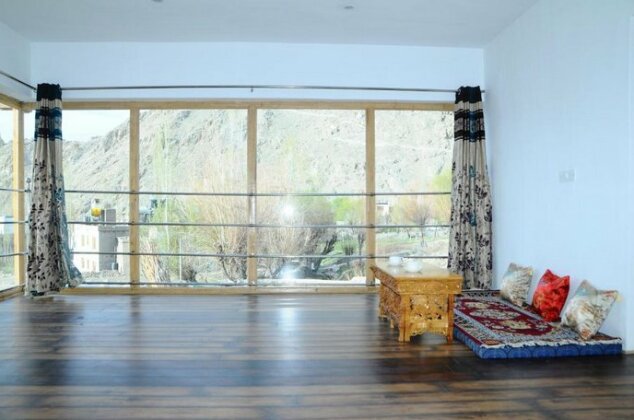 Aa Ka Ma Holiday Home - Photo4