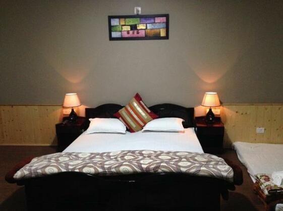 Adu's Eternal Comfort - Photo5