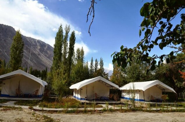 Apple Nubra Cottage - Photo3