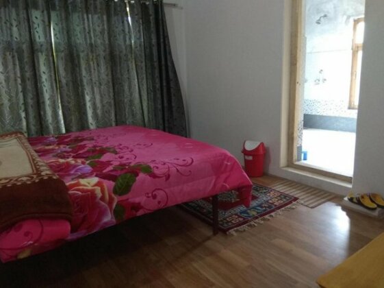 Chosdup Guest House