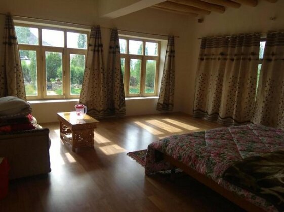 Chosdup Guest House - Photo4
