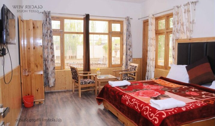 Glacier View Guest House - Photo4