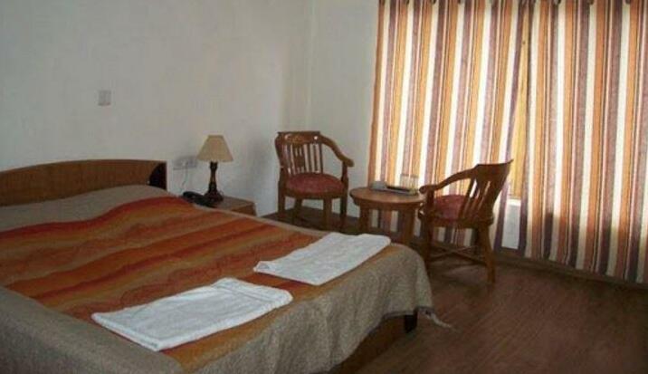 Hotel Hill Town - Photo5
