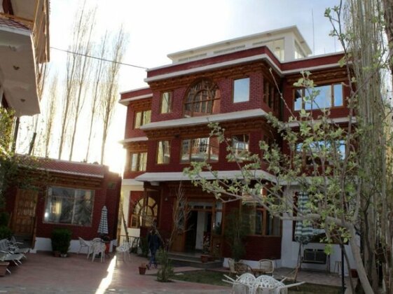 Hotel K2 Continental - Photo3