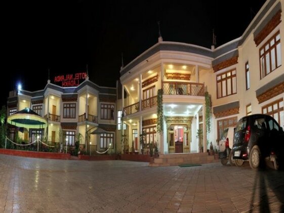 Photo 2