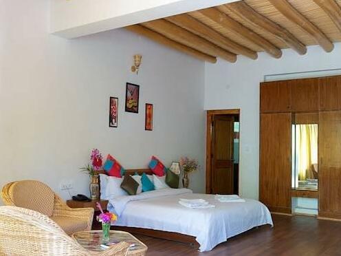 Hotel Reenam - Photo3