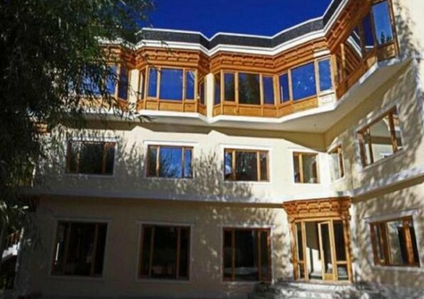 Karakoram Hotel - Leh