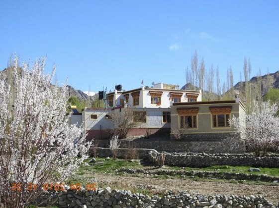 Kartok Resort - Photo2