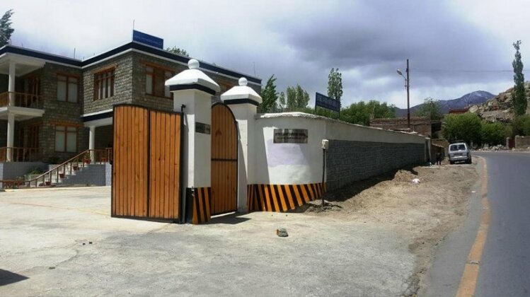 Ladakh International Centre - Photo2