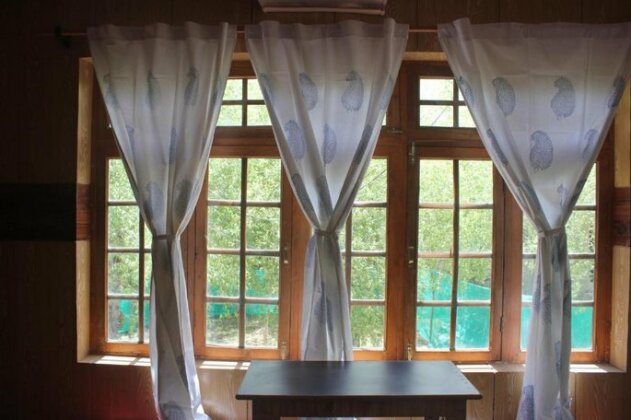 LaRiTso Homestay - Photo2