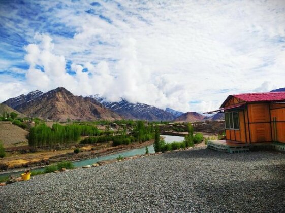 Neryok's Indus view - Photo3