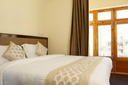 OYO 11490 Hotel Royal Hill