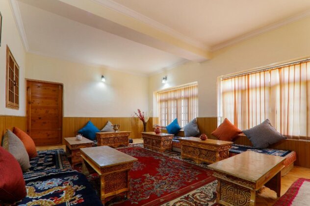 OYO 36547 Kharpon Villa - Photo3