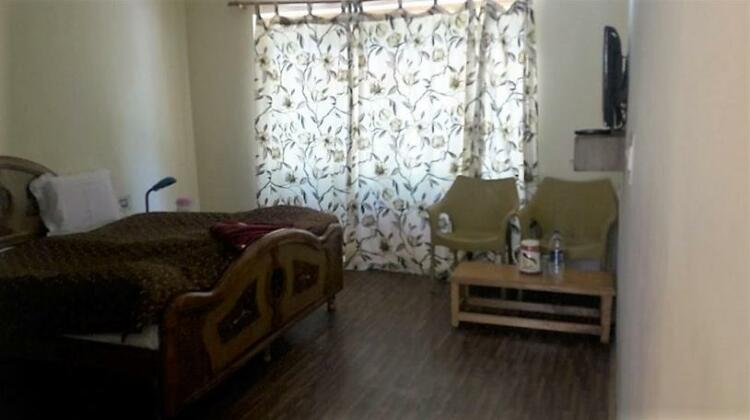 OYO 37004 City Heart Guest House Leh - Photo5